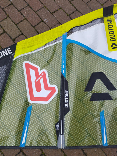 Vela windsurf Duotone Super Hero 4.2 - 2019- usata